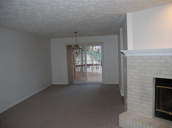 5th image of 5455 Millbrook Dr