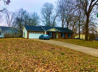 681 Shortridge Dr, Clarksville, TN 37042