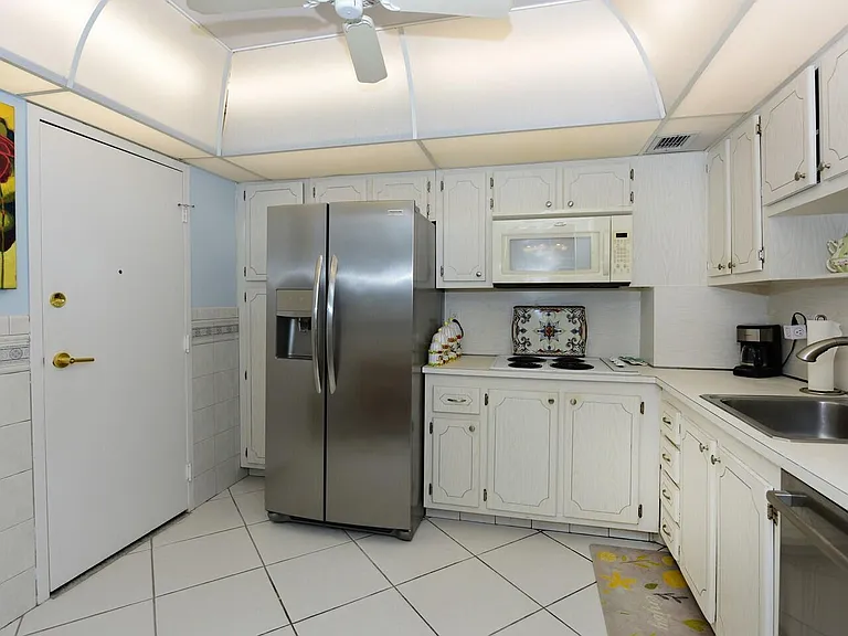 3450 S Ocean Blvd #619 — Photo 6