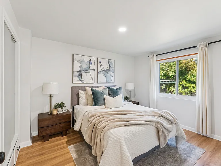 1023 E Millbert Ave — Photo 14