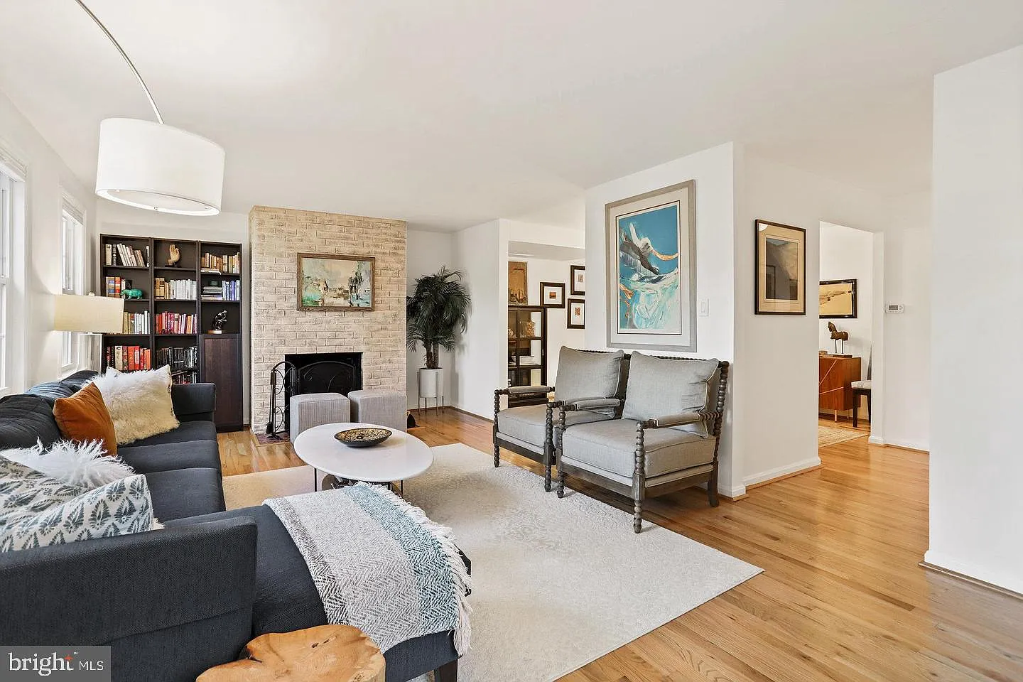 3 bed, 4.0 bath, 1728 sqft, $3,950 — Photo 4