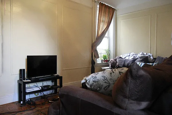 Rented by Rennit Inc. | media 6