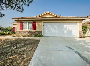 21041 Canyon Ridge Dr, Lake Elsinore, CA 92532