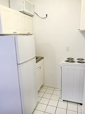 Rented by AJ Clarke | media 4