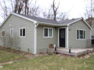 1160 McClellan St, Lake Orion, MI