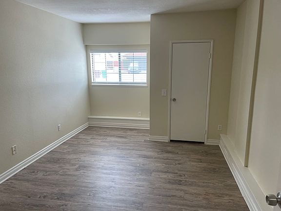 4th image of 23706 New England Dr
