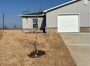 318 NW 67th Ave, Bentonville, AR 72713