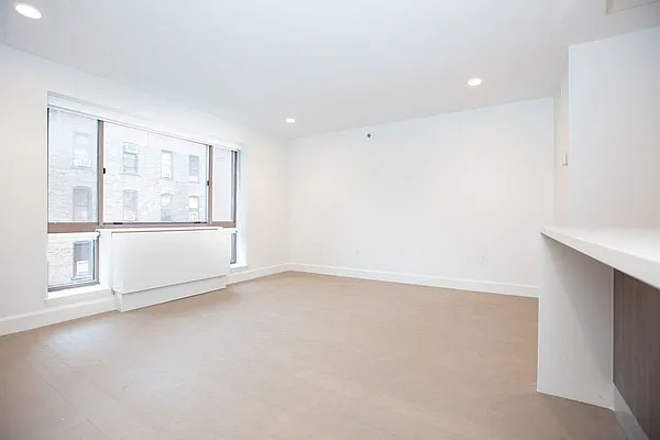 Rented by REAL New York | media 5