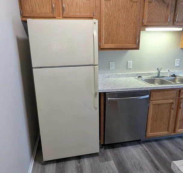 871 Kerns Dr NE — Photo 8