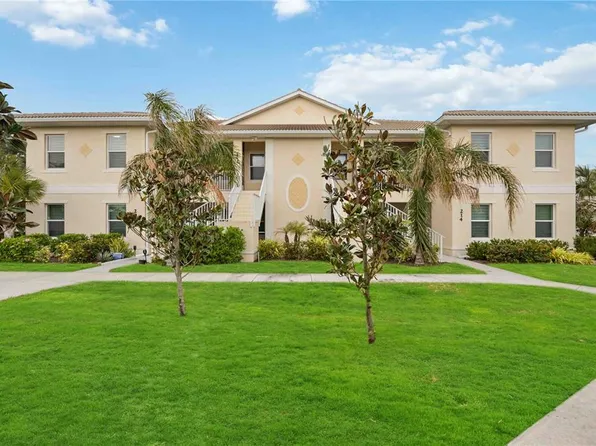 200 Gardens Edge Dr #223, Venice, FL 34285