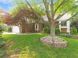 2432 SE 6th St, Lees Summit, MO 64063