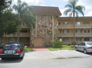 500 Village Green Cir #107, Lake Worth, FL 33461