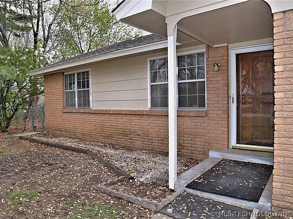 4th image of 242 E Glenpool Blvd