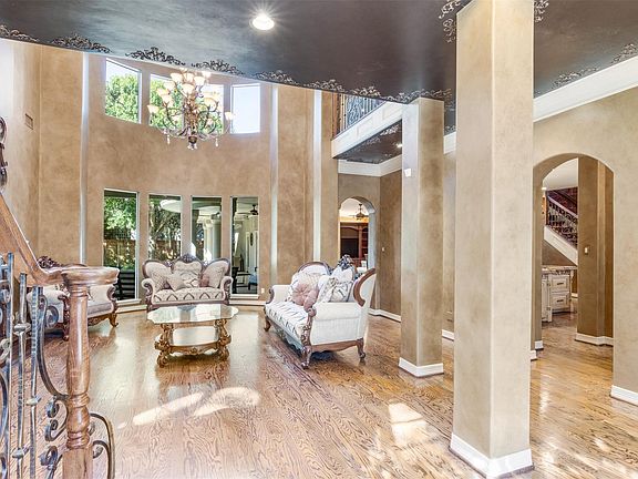 3rd image of 13102 Springmint Ct