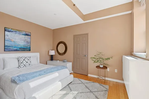 Sold by Compass | media 9