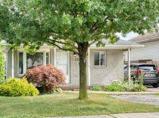 1329 Foster Ave, Windsor, ON N8W5P3