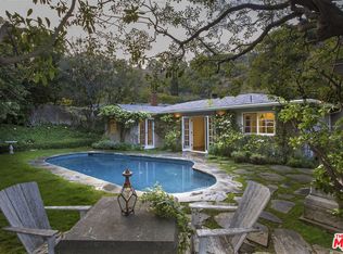 8136 Amor Rd, Los Angeles, CA 90046