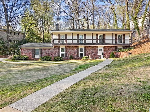 3rd image of 1332 Southhall Rd