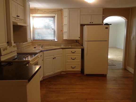 5th image of 2021 Franklin Ln