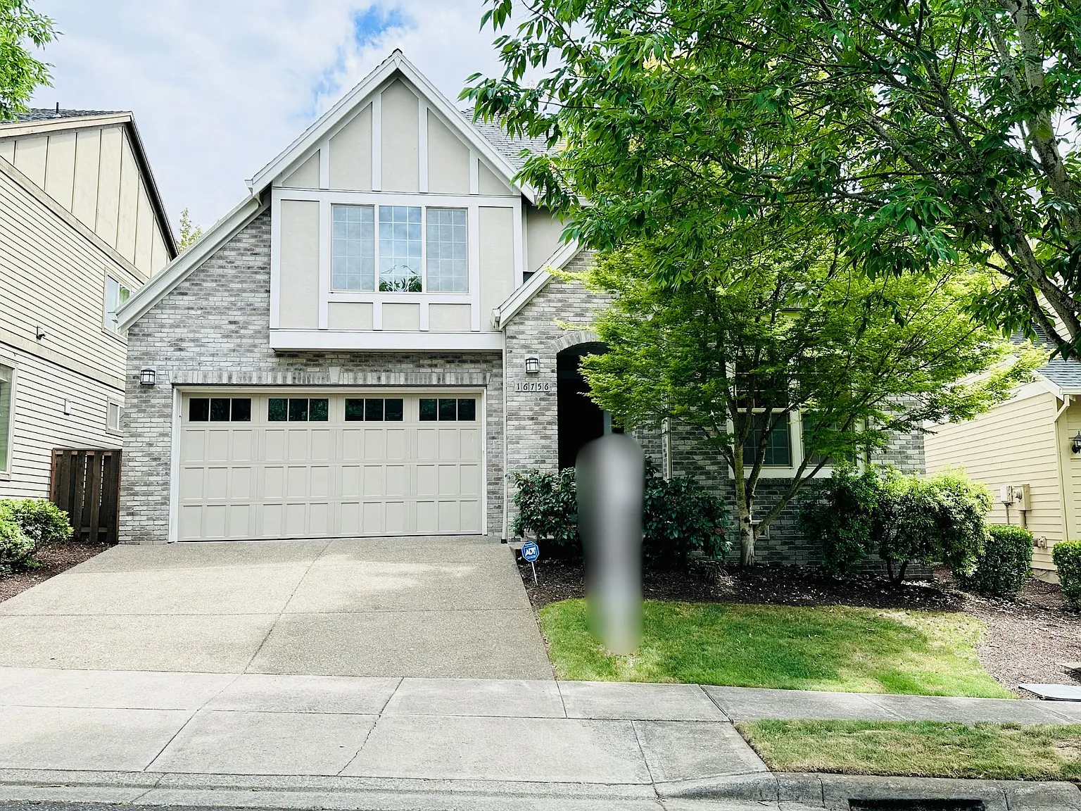 4 bed, 2498 sqft, $3,445 — Photo 2