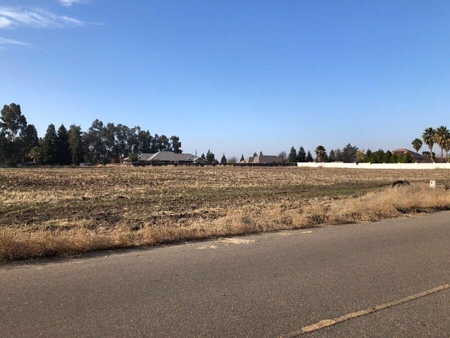 1st image of 3771 N Golden Bear Dr