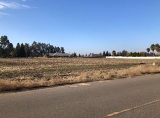 3771 N Golden Bear Dr, Merced, CA