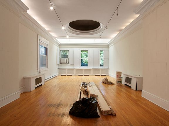 3rd image of 1460 Lexington Ave