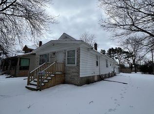 1723 Maine St, Saginaw, MI 48602