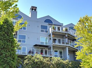 5415 SW View Point Ter, Portland, OR 97239