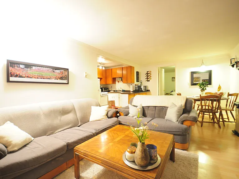8010 Interlake Ave N #E — Photo 2