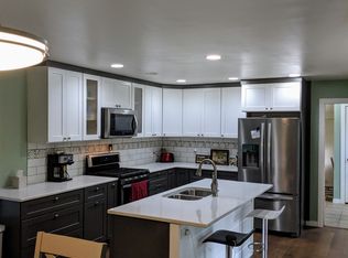 205 Greenfield Dr, Mount Pleasant, MI 48858