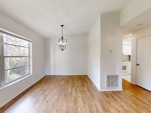 5th image of 14211 Shadow Moss Ln