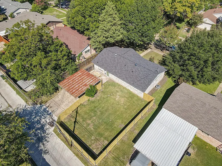 1904 Jasmine Ln — Photo 6