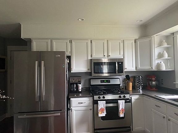 5th image of 13655 Lakeshore Dr