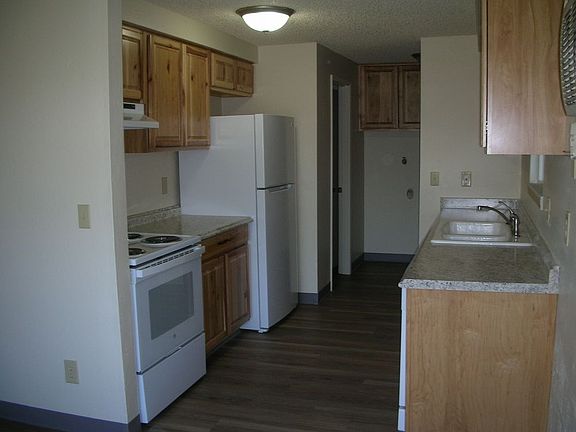 5th image of 21 Jeanette Ave APT B