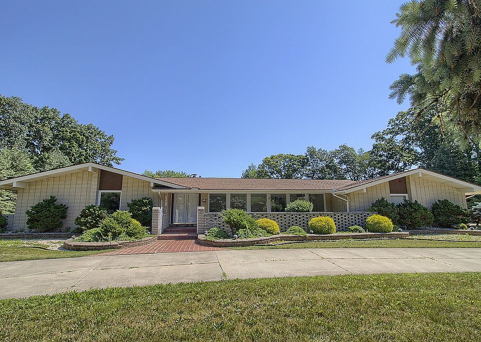 1st image of 38296 E Horseshoe Dr