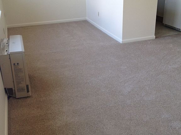 3rd image of 10 Washington Grn Unit 107