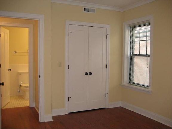 Bedroom to Bath