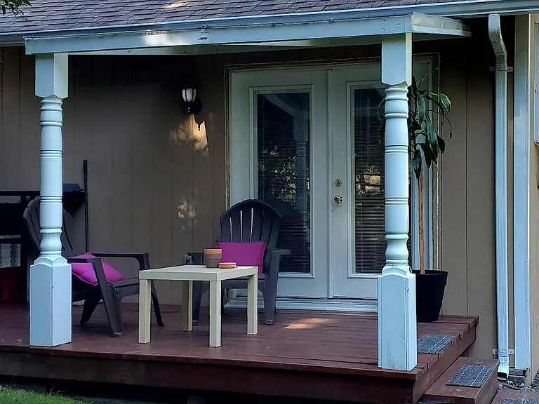 Lakeway Dr — Photo 14
