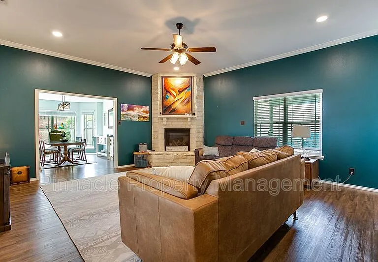 5022 Red Oak Ln — Photo 9
