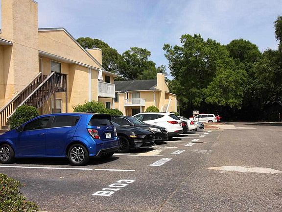2nd image of 9560 Sunnehanna Blvd APT B102