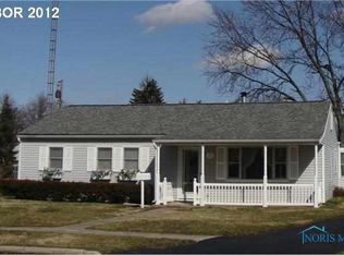 1015 Milton Ct, Findlay, OH 45840