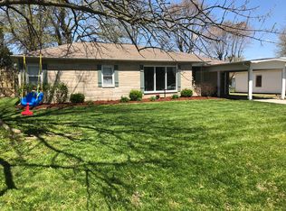 702 W Highland Ave, Robinson, IL 62454