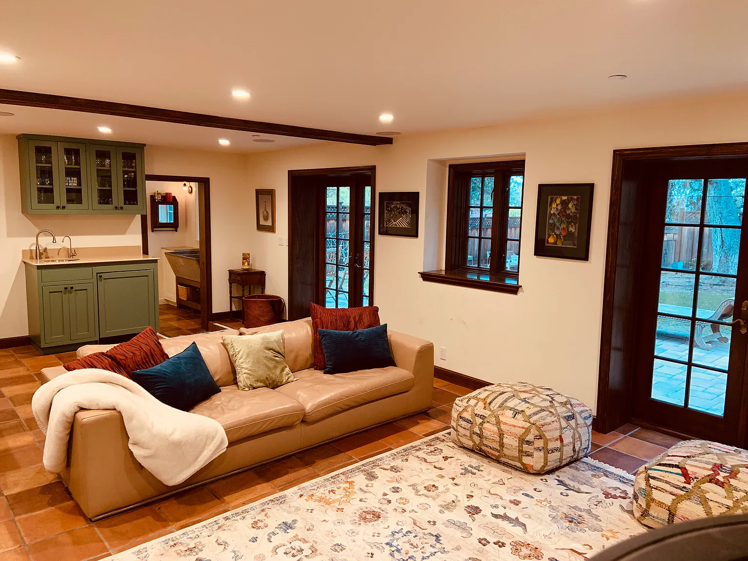 4 bed, 3.5 bath, 3100 sqft, $13,500 — Photo 4