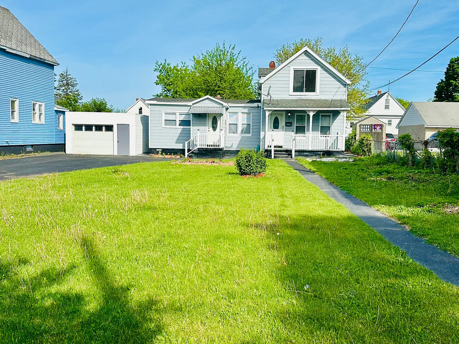 3 bed, 1.5 bath, 1208 sqft, $2,400 — Photo 4