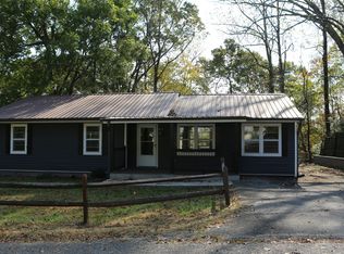 160 Elm St, Blue Ridge, GA 30513