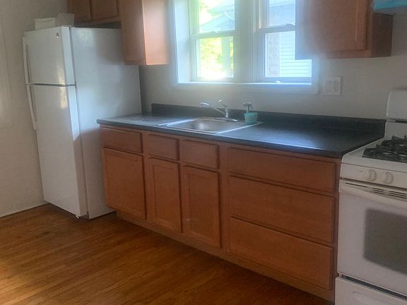 5th image of 2957 Kincaid Ave