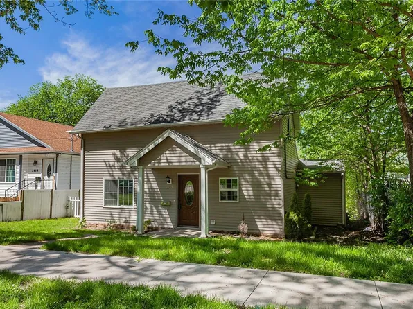 3832 15th St, Des Moines, IA 50313