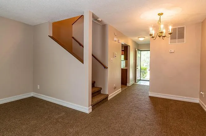 605D Idlewood Ln — Photo 4