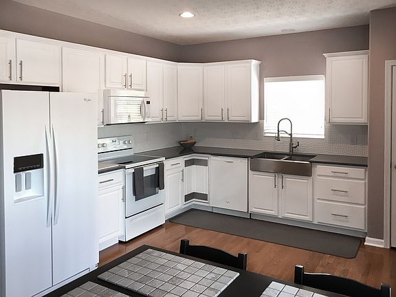 4th image of 6343 Arabian Dr
